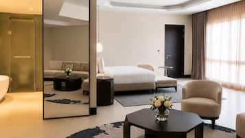 Presidential Suite, Balcony, Sea View | Interior