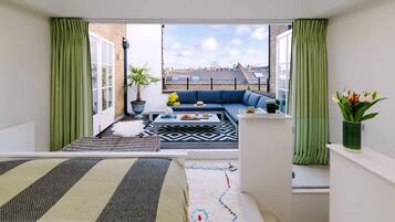 Desk, iron/ironing board, travel cot, free WiFi