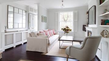 TV, fireplace, stereo, offices