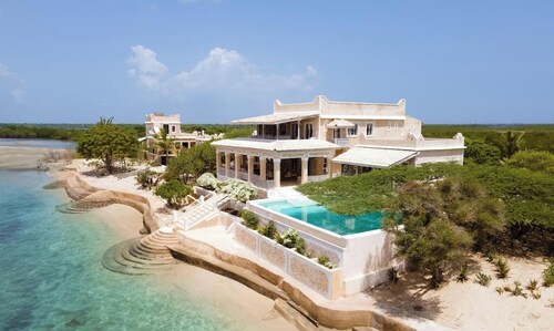 Amani House 5 bedrooms sleeps 10