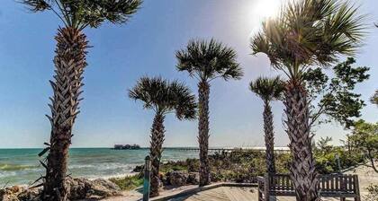 Updated bayside condo with heated pool - across the street from the beach