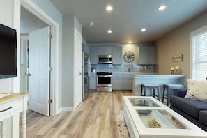Fridge, microwave, oven, stovetop - Updated bayside condo with heated pool - across the street from the beach (Anna Maria)