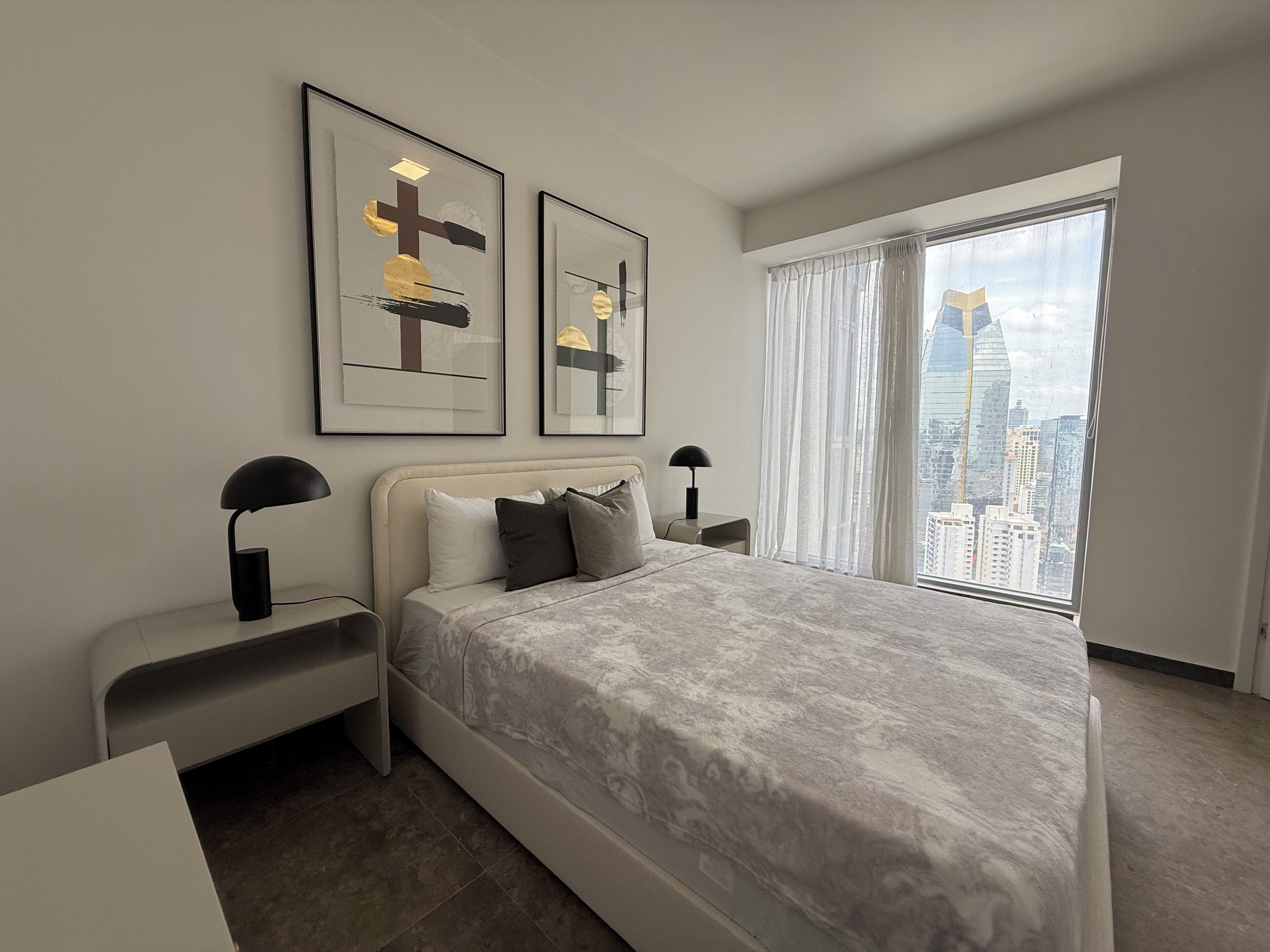 Deluxe Apartment, City View