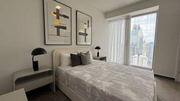 Deluxe Apartment, City View
