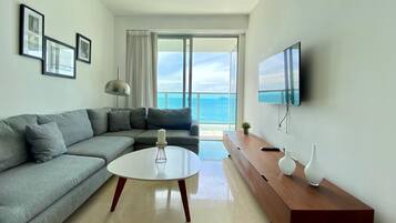 Apartment, Balkon, Strandblick | Wohnbereich | Drucker