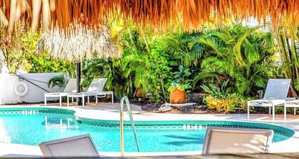 Freshly Remodeled Island Suite w Pool & Pet Friendly