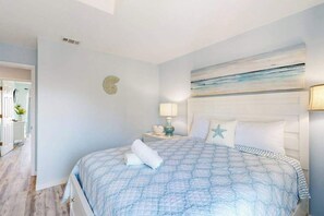 Iron/ironing board, WiFi, bed sheets - Contemporary dog-friendly home with shared pool - two blocks from the beach (Holmes Beach)