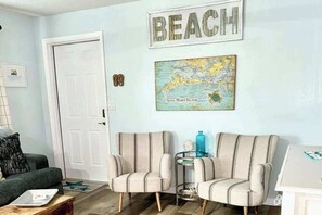 Interior - 2nd-floor condo with heated pool - walk to beach & Bridge Street (Bradenton Beach)