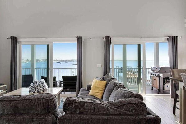 TV, stereo - Bayfront Home with Private Pool, Balcony Views & Walkable Beach Access (Bradenton Beach)