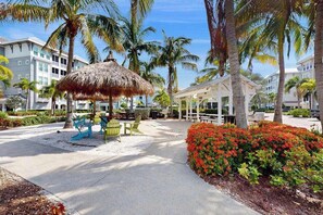 Terrace/patio - Resort style amenities, family and dog friendly luxurious home, close to beaches (Bradenton)