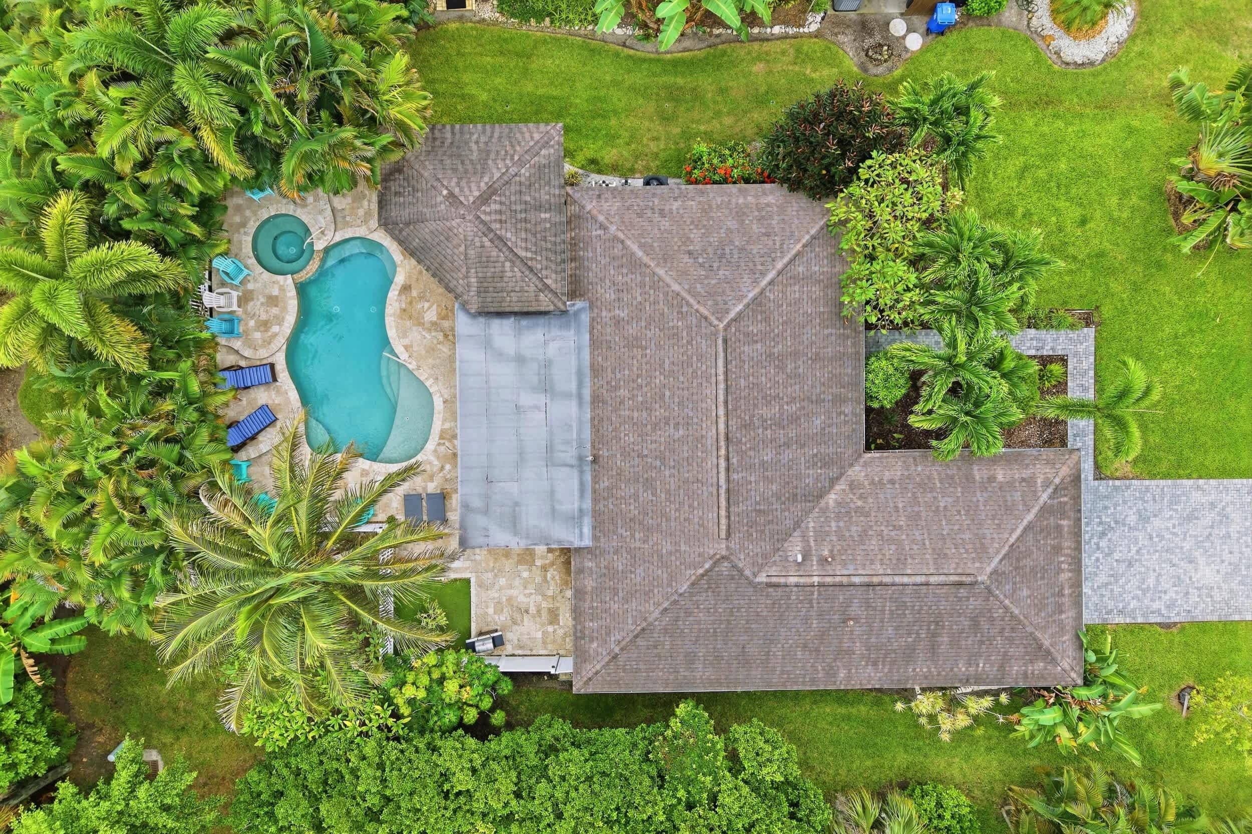 2-Bedroom Home with Large Backyard, Pool, Spa