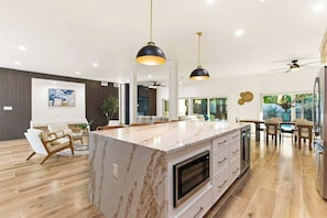 Interior - Siesta Key retreat  walk to beach and village (Sarasota)