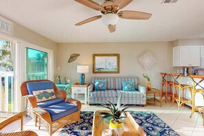 TV, DVD player, offices - Waterfront condo with Gulf views, pool, tennis, & deeded beach access (Longboat Key)