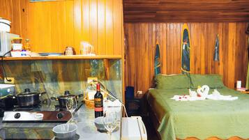 Chalet Romantis, balkon, pemandangan gunung | Spa