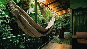 Chalet Romantis, balkon, pemandangan gunung | Teras/patio