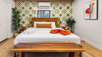 2 bedrooms, WiFi, bed sheets
