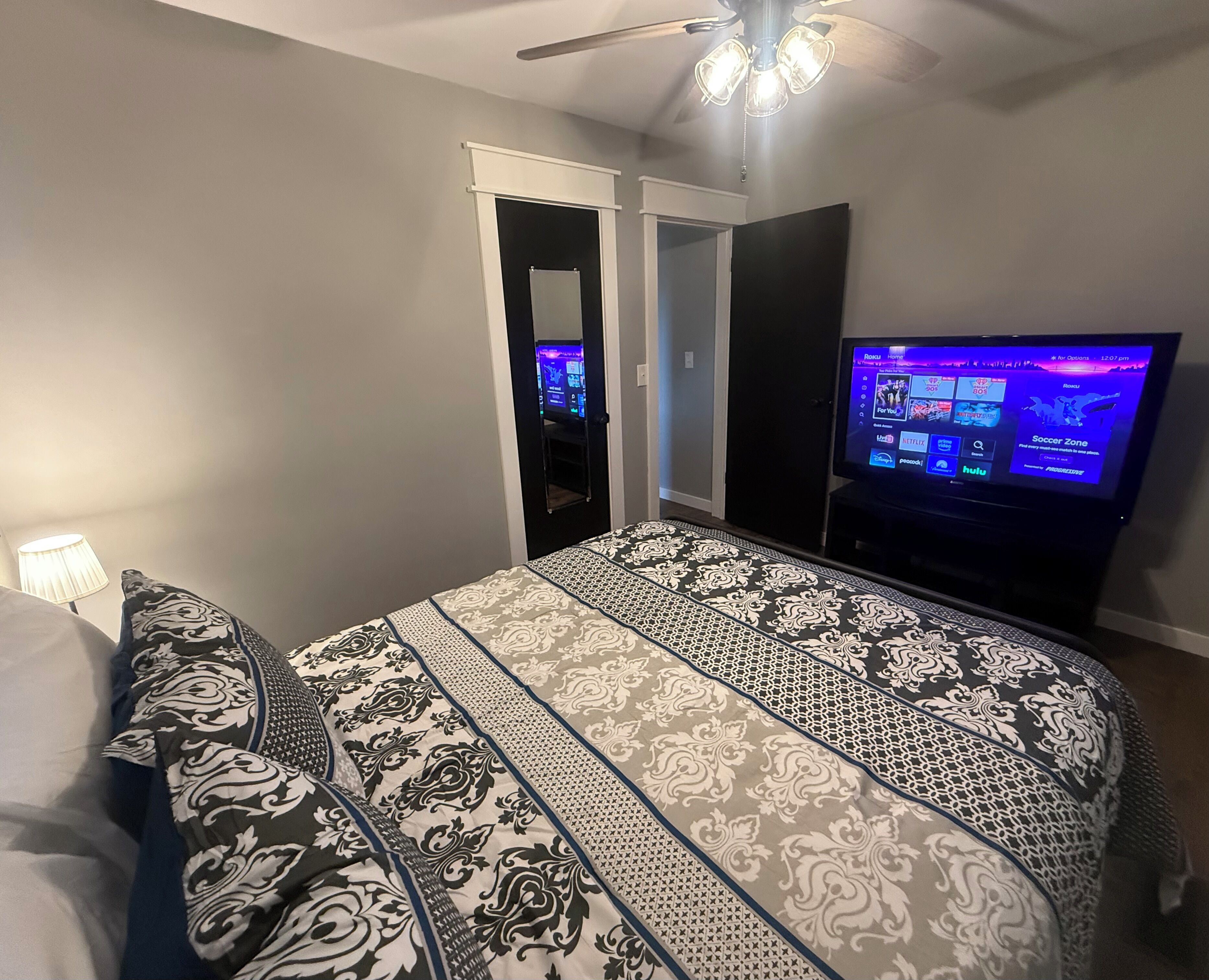 3 bedrooms, iron/ironing board, free WiFi, bed sheets