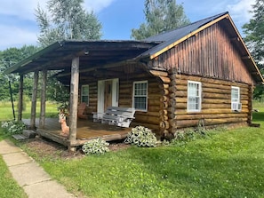 Exterior - Sandy Creek Cabin - Authentic Log Cabin (Kennerdell)
