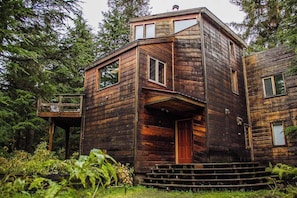 Exterior - Compton's Chalet | Forest Solarium | Hot Tub (Girdwood)
