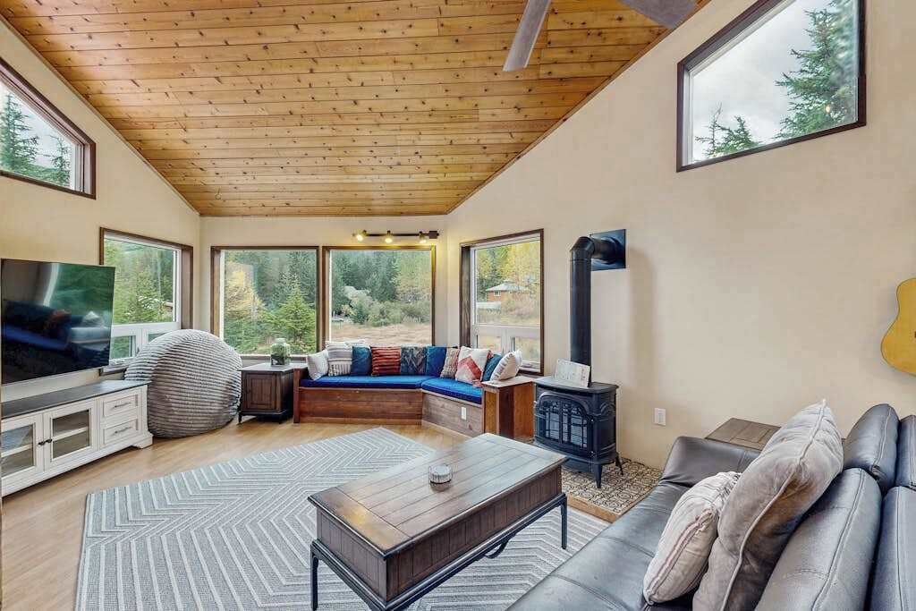 Vail Meadows Chalet | Sprawling 4-story Estate - Anchorage, AK