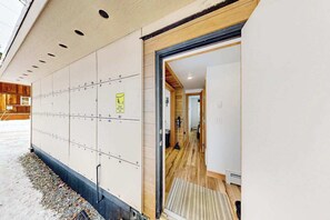 Interior - Alpine Cottage | Architectural Conex Container (Girdwood)
