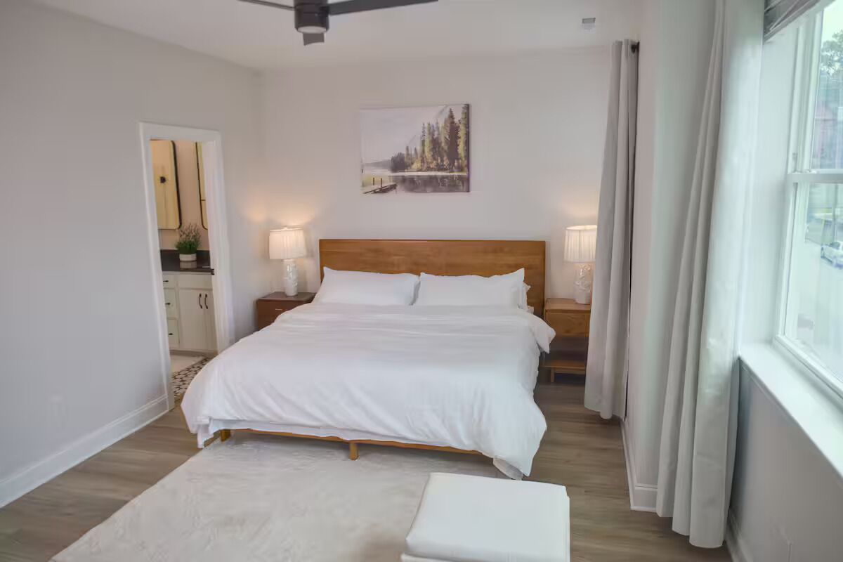 2 Schlafzimmer, Schreibtisch, Bügeleisen/Bügelbrett, kostenloses WLAN