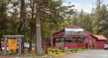 Skiview 103 | Central Girdwood Flat | Wood Fireplace
