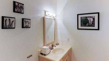 Douche, serviettes fournies