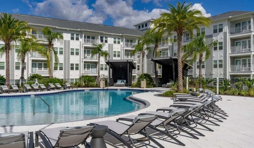 Resort Style Oasis - Pool & Luxury Living
