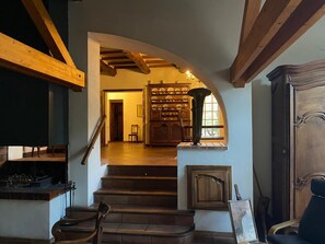 Interior - Family home with a pool on the outskirts of the Alpilles (Saint-Martin-de-Crau)