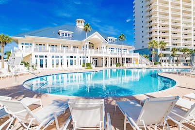 Beach Club D 1005- Direct Gulf View from Living and Bedroom - Pools - Sleeps 4