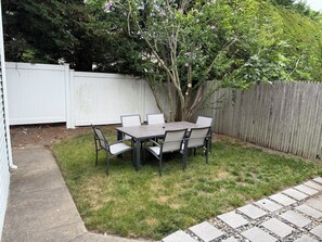 Unclassified image, 2 of 17, button - New York’s best\-kept secret\ Escape 4 Bedrooms retreat in Atlantic Beach (Atlantic Beach)