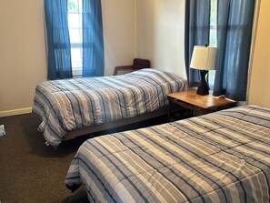2 habitaciones, wifi gratis y ropa de cama 