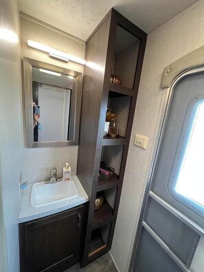 Bathroom - Seaside Villa (Key Largo)