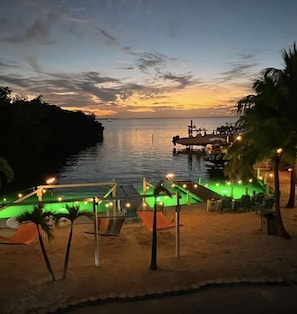 Pool - waterfront property, bring your boat and keep it in he water your entire stay. (Key Largo)