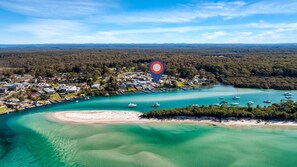 Beach - Anglesea Family Bungalow Pool View by Book Jervis Bay (Huskisson)