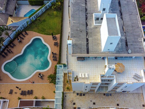 Luxury Penthouse in Jurerê Internacional: 150m² Terrace, Private Pool and Suite