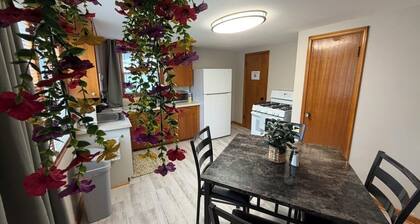 Private apartment suite in Omaha!