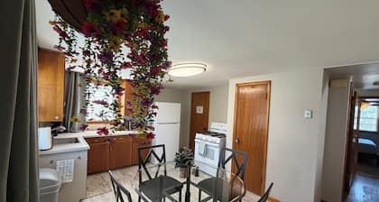 Private apartment suite in Omaha!