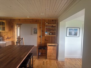 Dining - Reset by the Bay | Fire Pit • Hiking • Ocean Views (Canning)