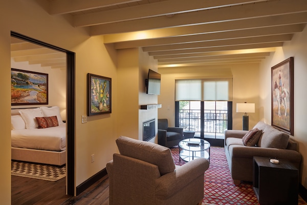 Suite Deluxe, 1 chambre | Aire de séjour