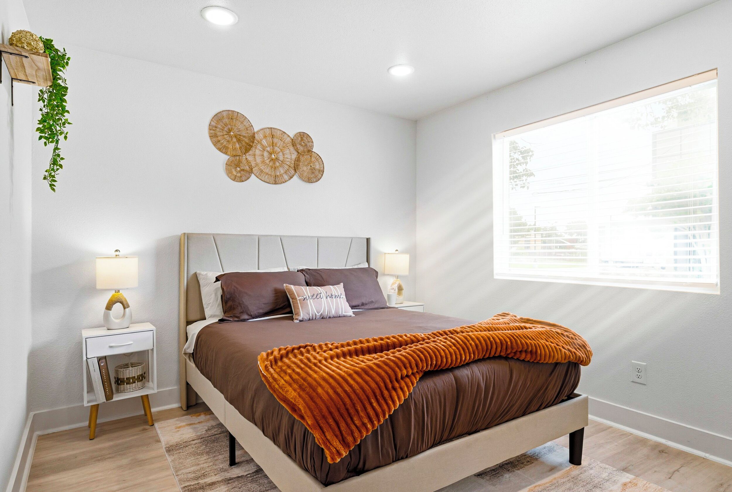 1 habitación, escritorio, tabla de planchar con plancha y wifi gratis 