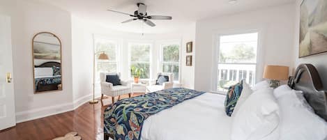 Luxury Double Room, 1 King Bed, City View | Blackout drapes, iron/ironing board, WiFi (free)