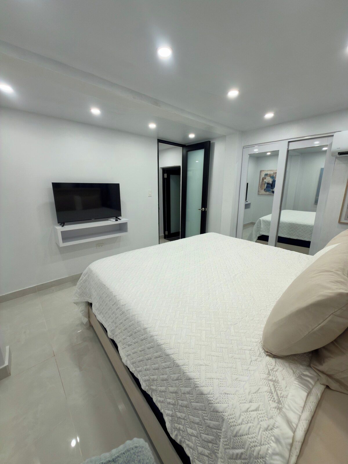 1 Schlafzimmer, Bügeleisen/Bügelbrett, kostenloses WLAN, Bettwäsche