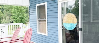 TN River 3-bedroom cabin with AC in charming Decaturville