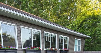 Lakeview Hideaway