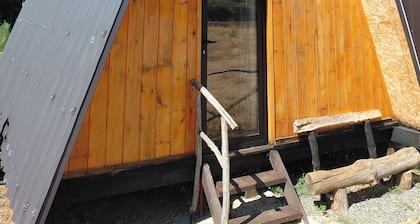 Cozy Lakefront Cabin Myselim