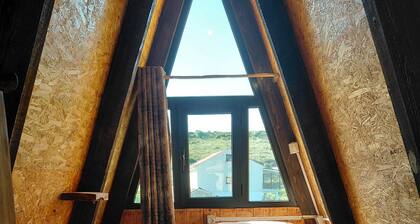 Cozy Lakefront Cabin Myselim
