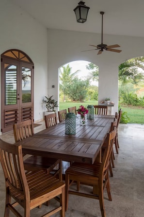 Outdoor dining - Largest Private Estate on Vieques — 30 Acres, 3 Homes, the Island's Largest Pool (Vieques)