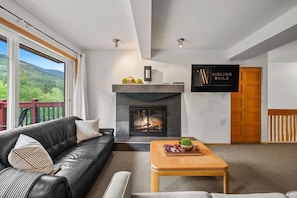 TV, fireplace - Bluebird Base | Ski-in/Out | Resort Access | BBQ (Panorama)